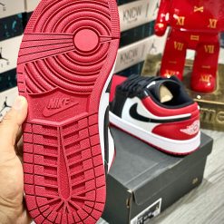 Giày Nike Air Jordan 1 Low ‘Bred Toe’ Like Auth 10