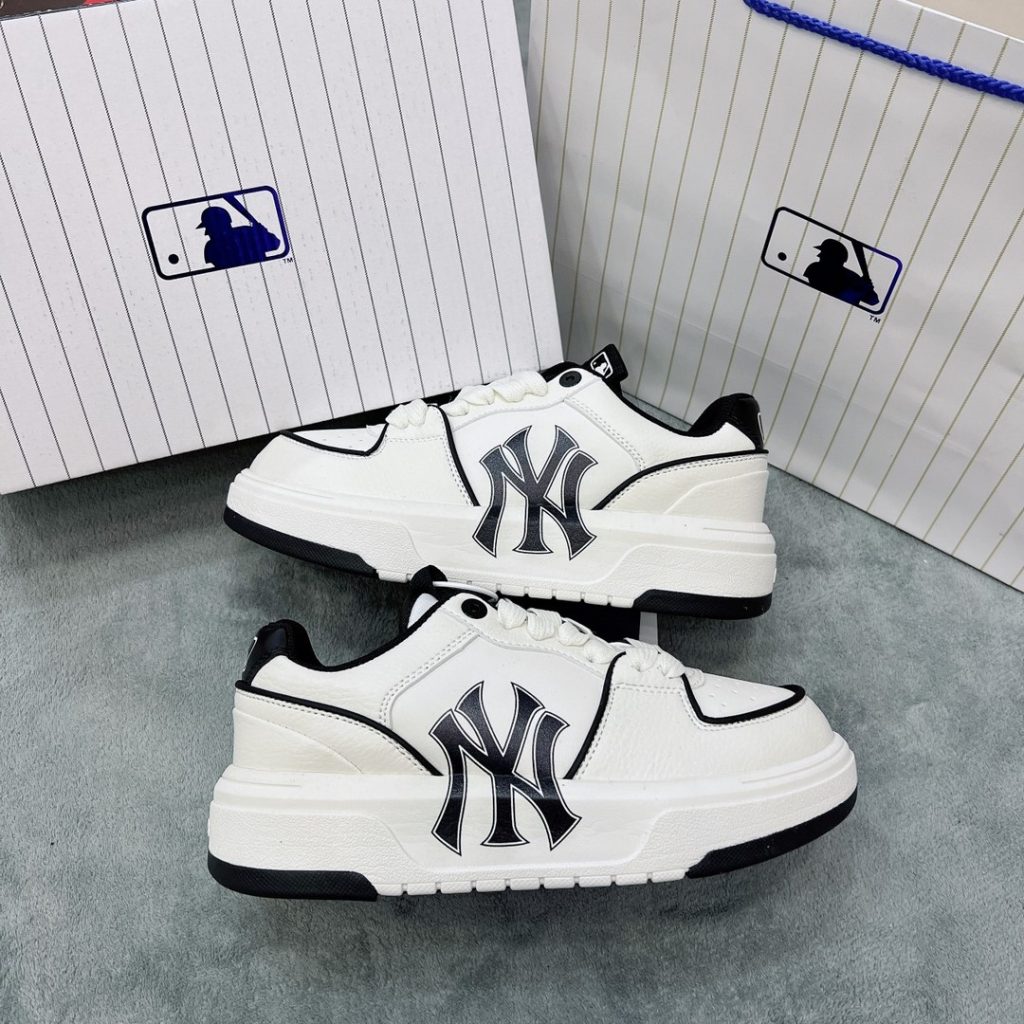 Giày MLB Chunky Liner New York Yankees White Black Cao Cấp