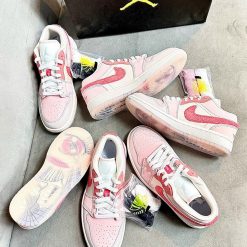 Giày Nike Air Jordan 1 Low "Mighty Swooshers" Pink Siêu Cấp