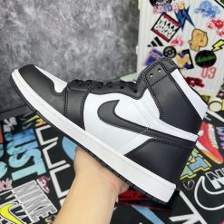 Nike Air Jordan 1 High Panda Like Auth